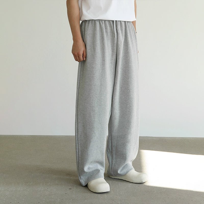 Loose Silhouette Sweatpants