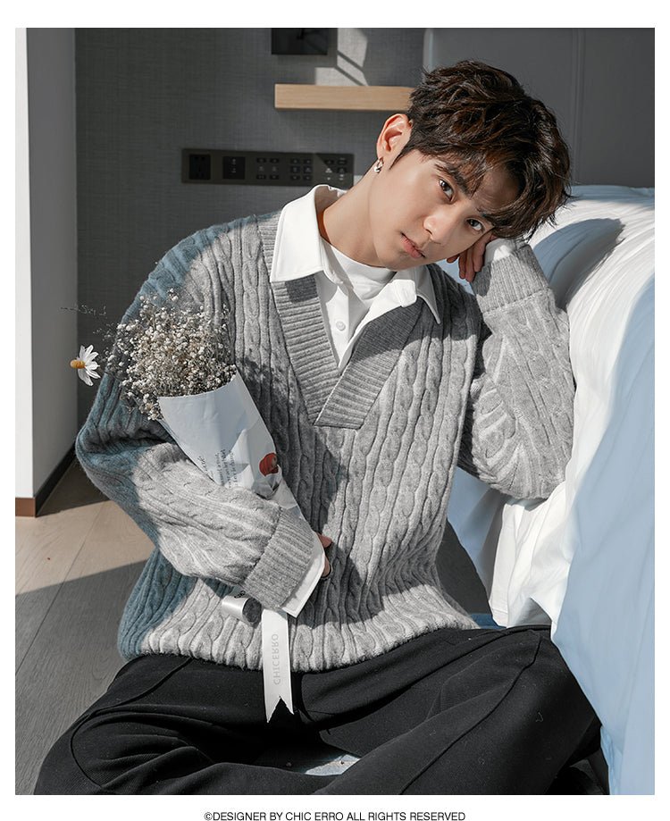 Fake layered knit shirt
