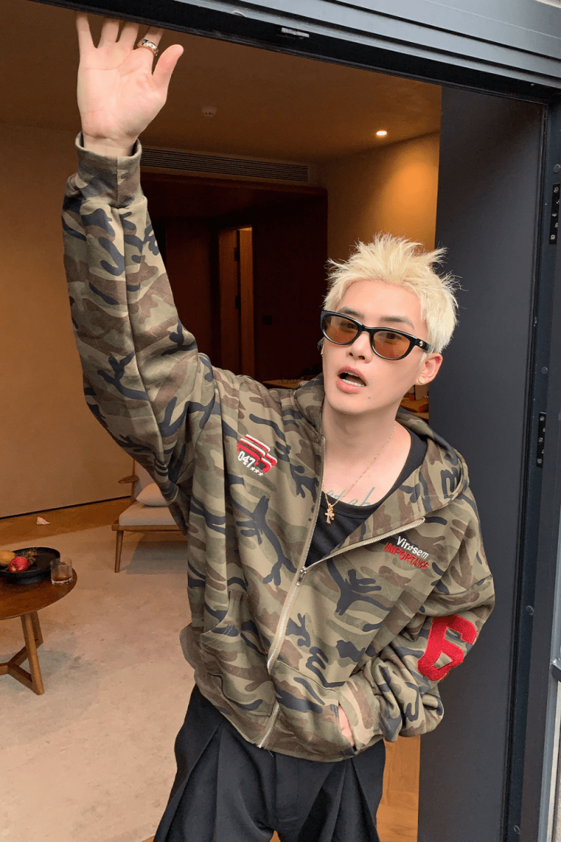 刺繍入りヴィルネスカモジップアップパーカー　OR4710