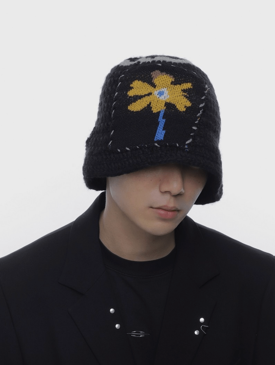 フラワーアップリケニットバケットハット　OR4899