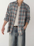 Plaid long sleeve shirt
